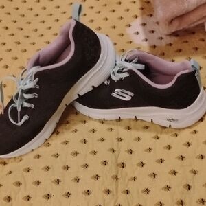 Skechers Black and White Arch Fit Sneakers